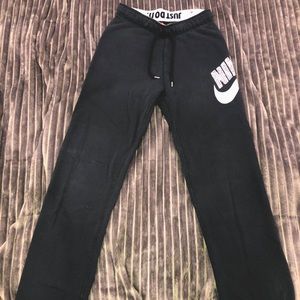 Nike vintage sweatpants